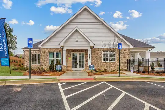 Experienced residential house cleaning experts in Ranburne AL